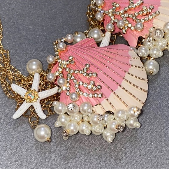 Betsey Johnson Mermaid Ombre Seashell & Pearl Statement Necklace New - Picture 6 of 11